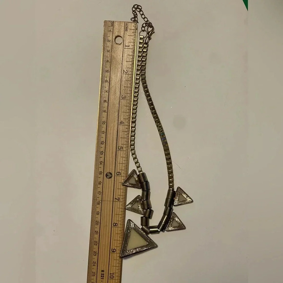 Vintage Geometric Peach Acrylic Stone Goldtone Necklace Granny Chic - Picture 11 of 11